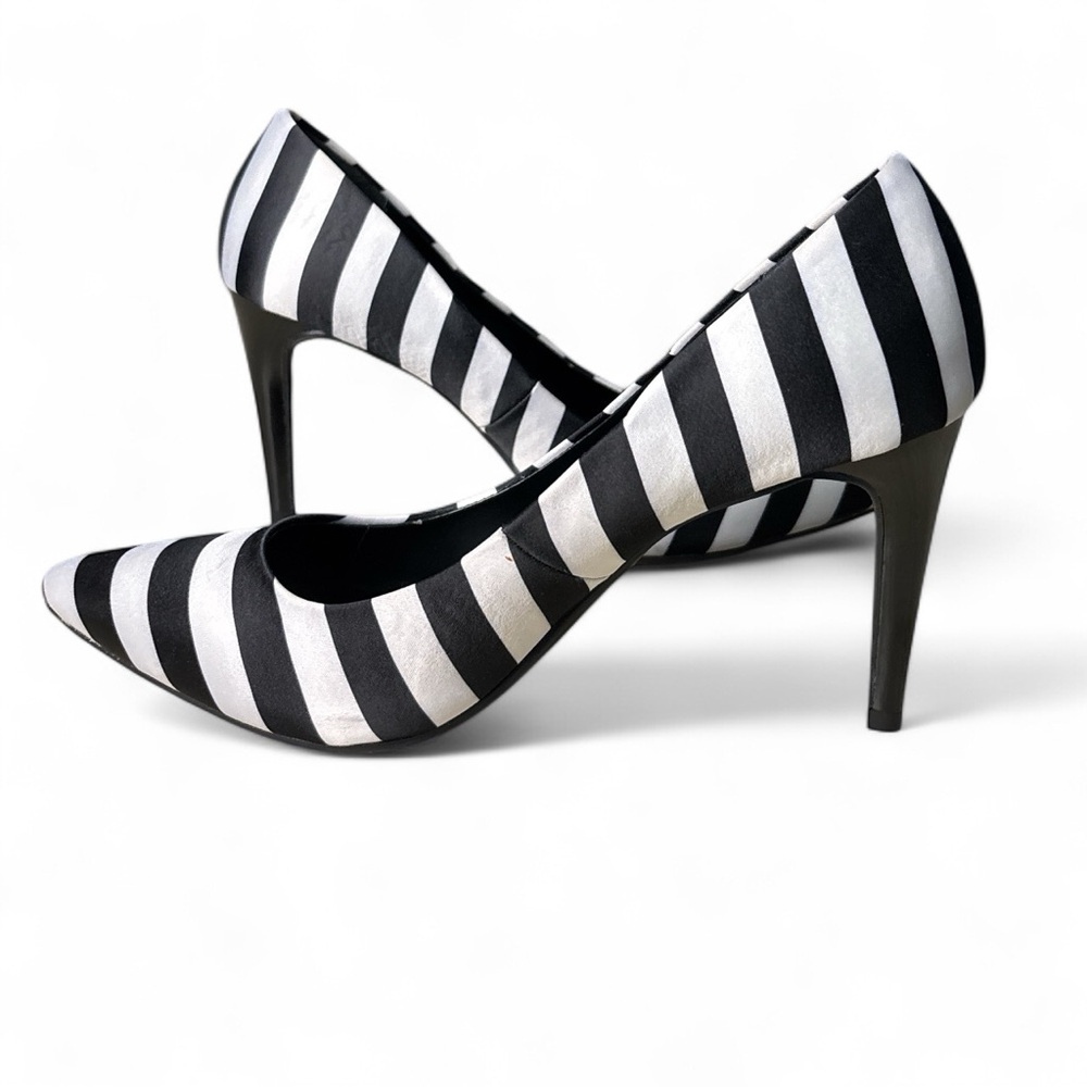 a.n.a Black White Striped Pumps Pointed Toe Heels Size 8.5 - Picture 6 of 9